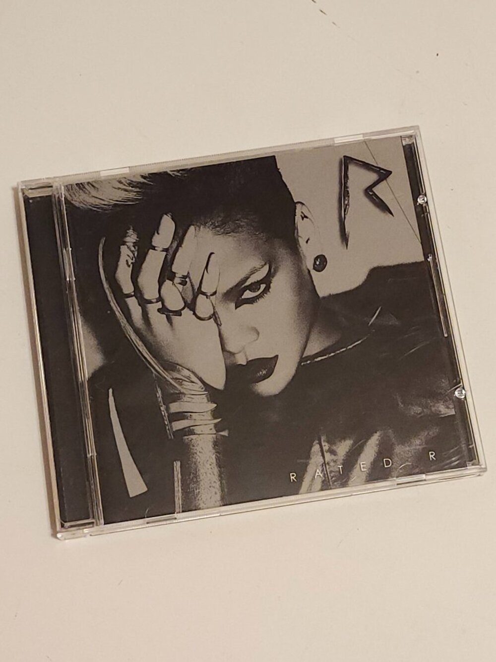 RIHANNA RATED R CD 2009 The Island Def Jam Music Group